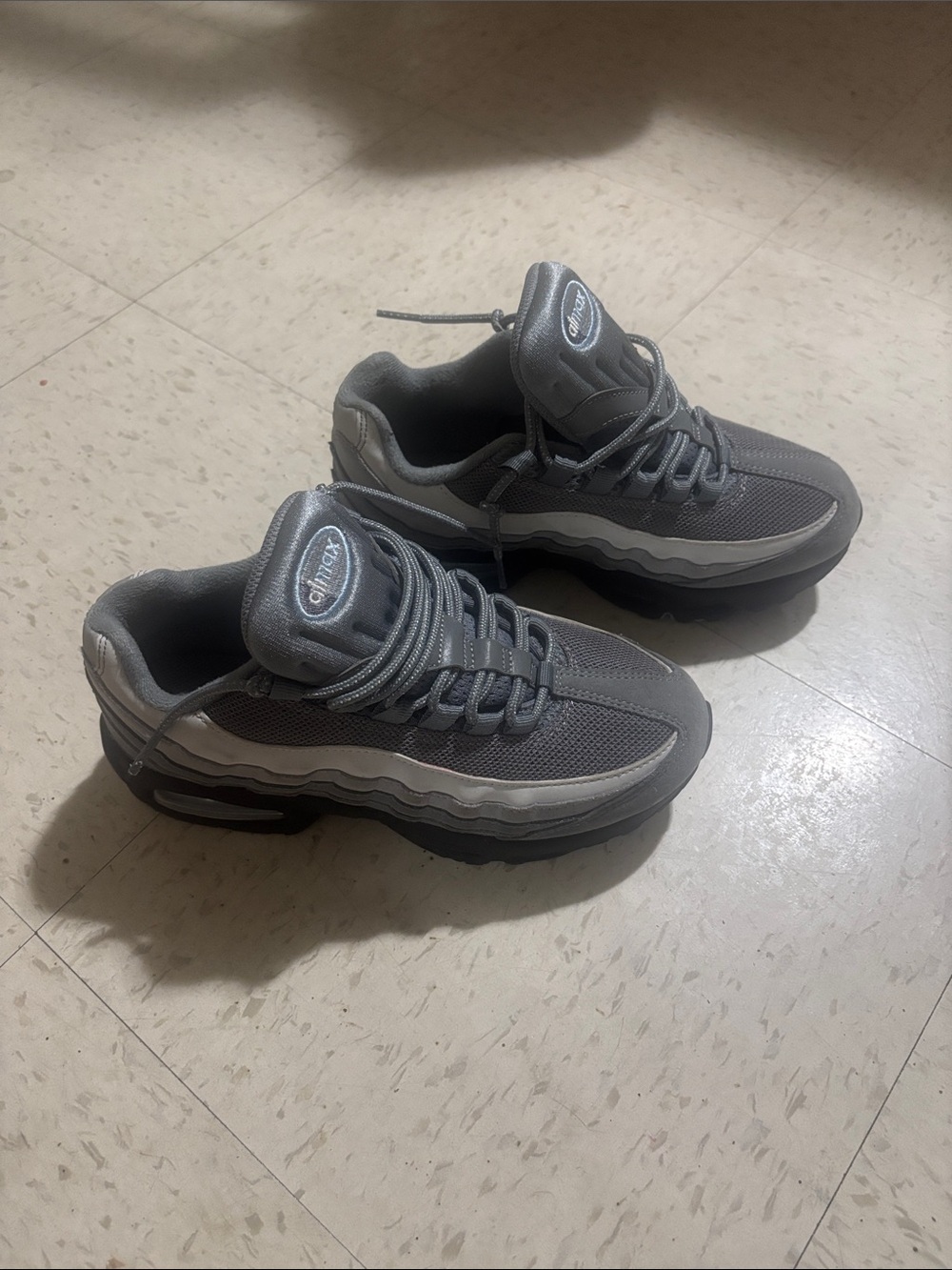 Nike AirMax 95 - Boys Athletic Sneakers - Size 5